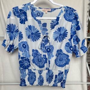Floral Blue and White Blousology Blouse Size Small